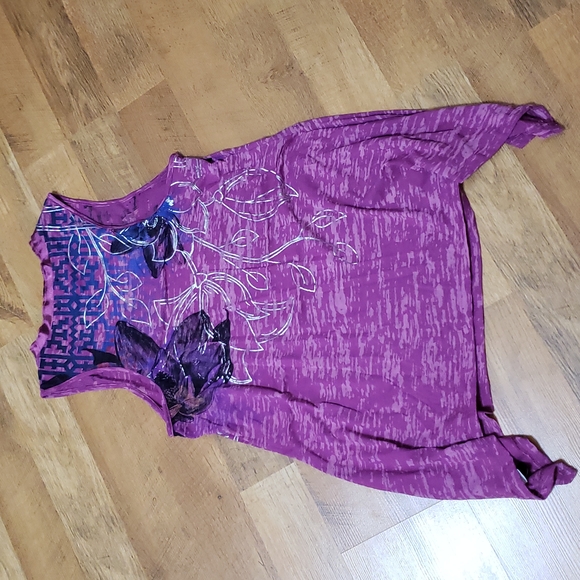 Signature Studio - Floral Burnout Tank with shark bite hem - Ladies Medium - Picture 9 of 14